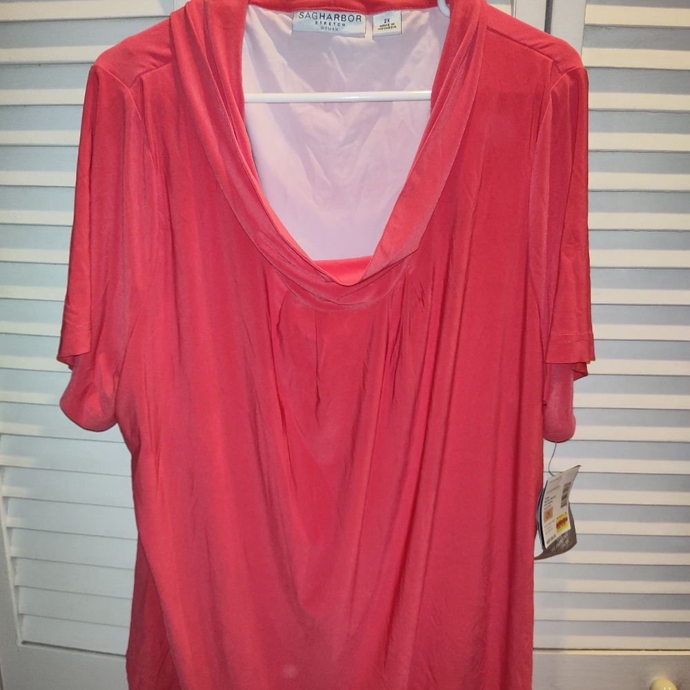 NEW Sag Harbor women's top